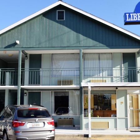 Liberty Inn Waynesboro Dış mekan fotoğraf