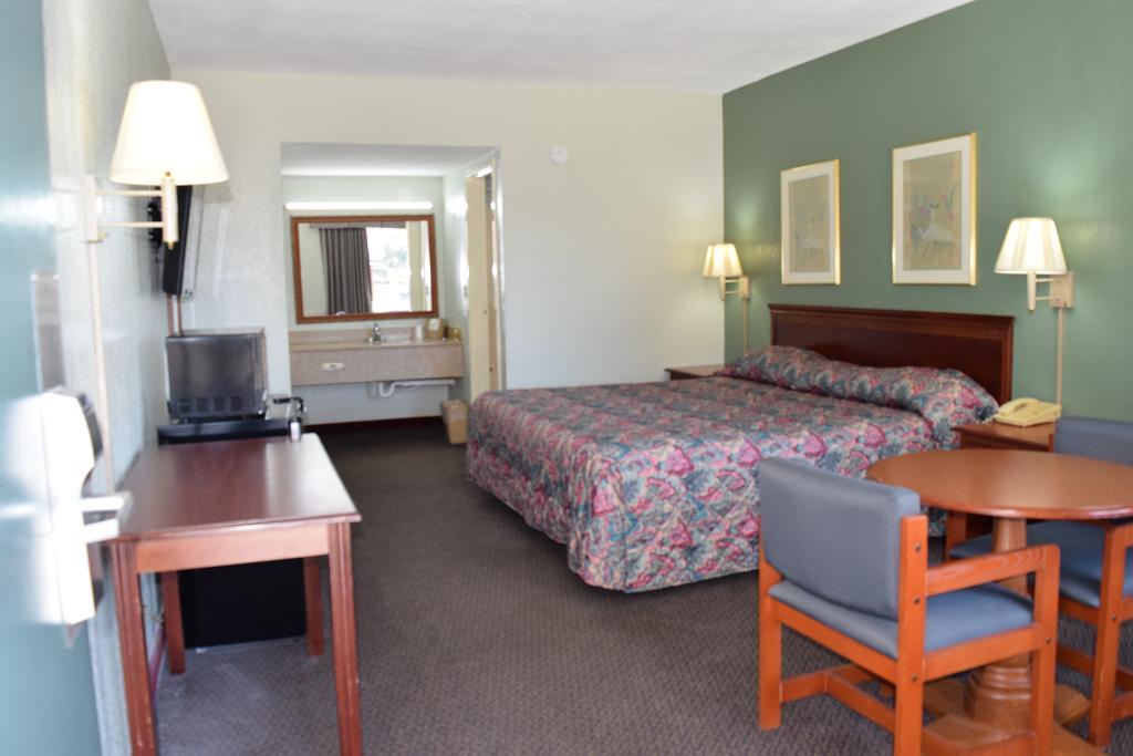 Liberty Inn Waynesboro Dış mekan fotoğraf